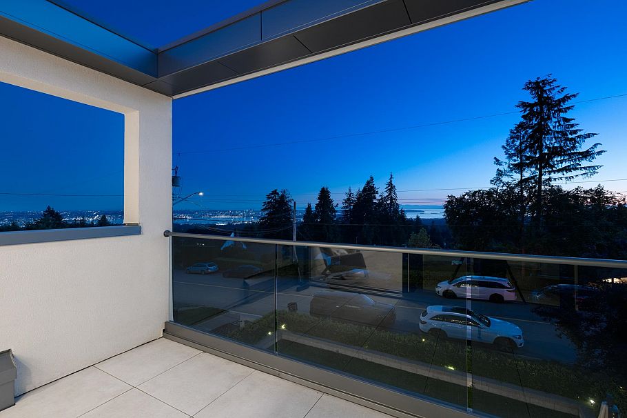 392 Ventura Crescent North Vancouver, BC - 21