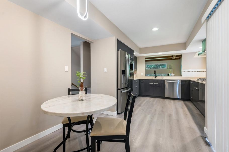 5655 White Pine Lane North Vancouver, BC - 9