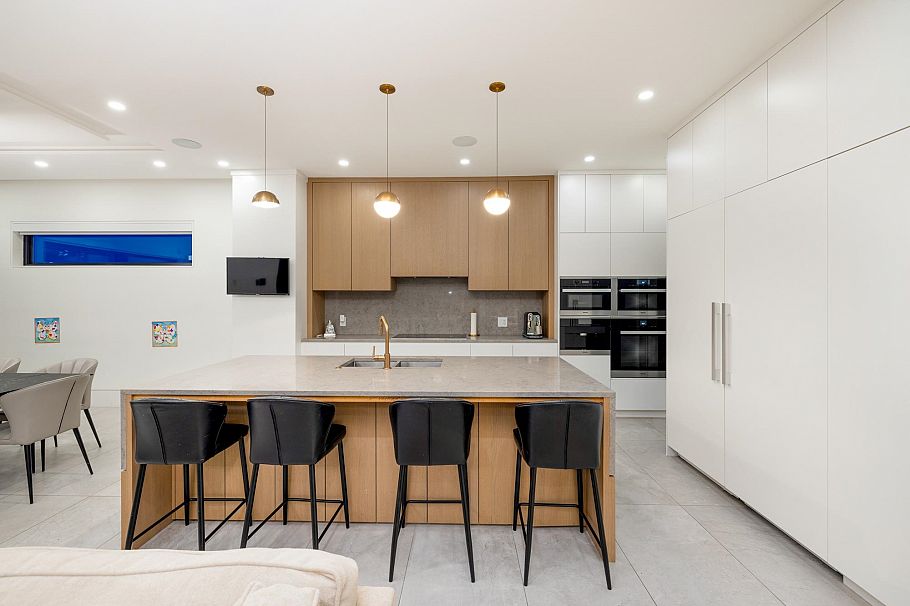 392 Ventura Crescent North Vancouver, BC - 9