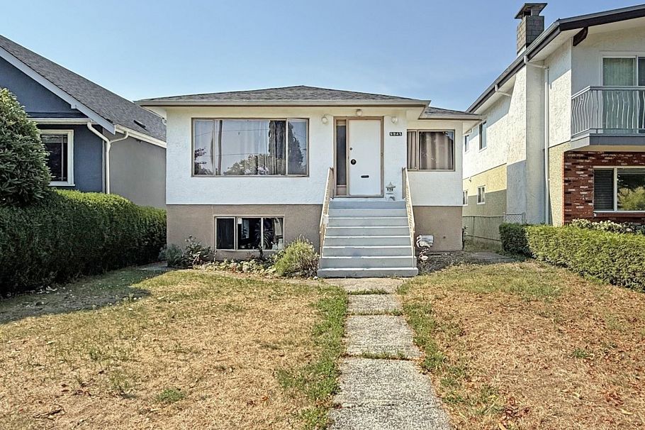 5945 Ontario Street Vancouver, BC - 1