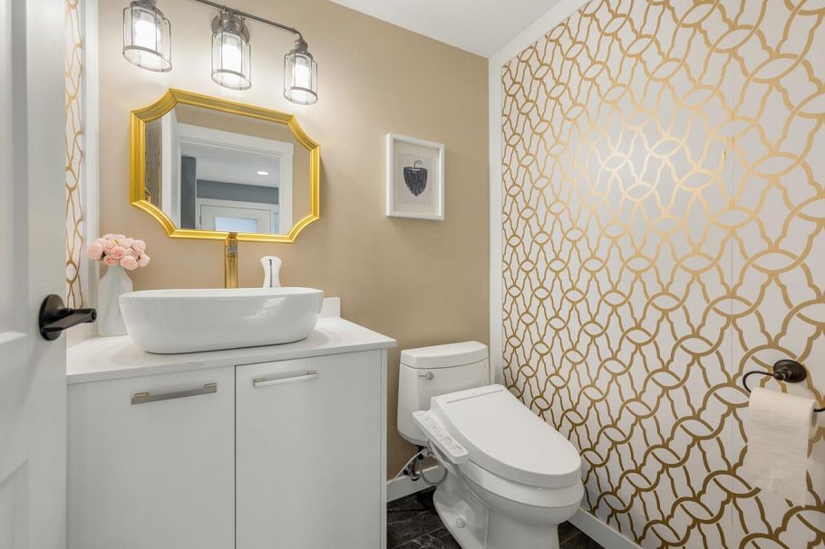 5655 White Pine Lane North Vancouver, BC - 25