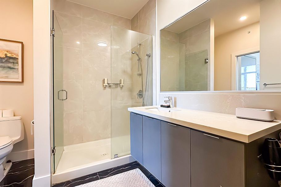 506 3602 Aldercrest Drive North Vancouver, BC - 19