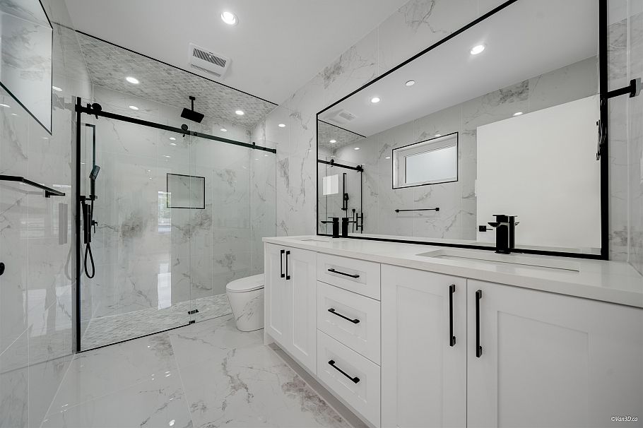 2 4463 Walden Street Vancouver, BC - 29