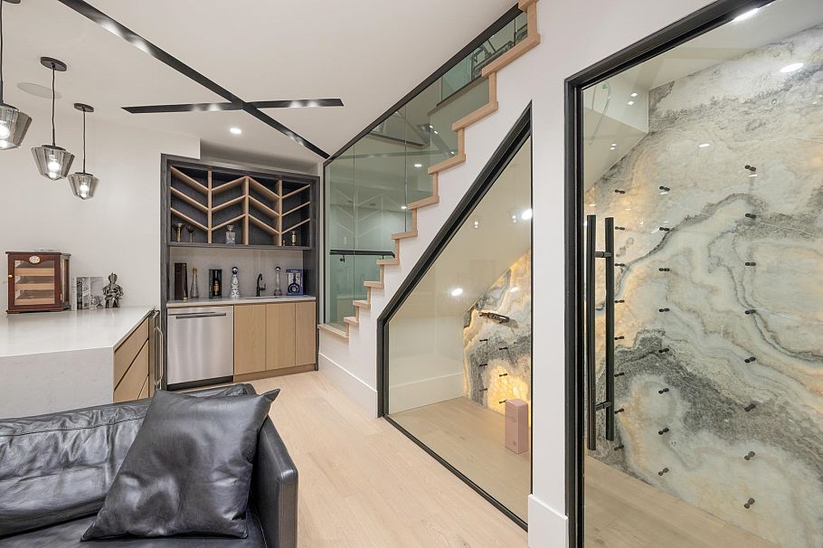 392 Ventura Crescent North Vancouver, BC - 18