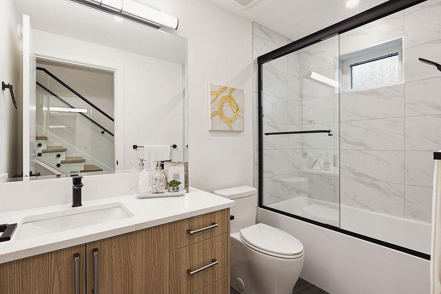 2727 W 7th Avenue Vancouver, BC - 6