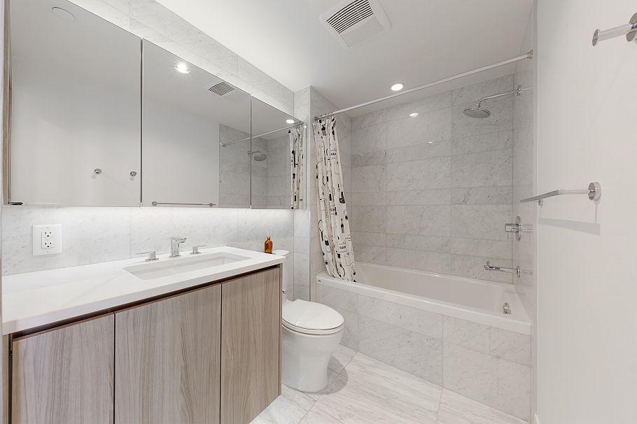 2816 89 Nelson Street Vancouver, BC - 17