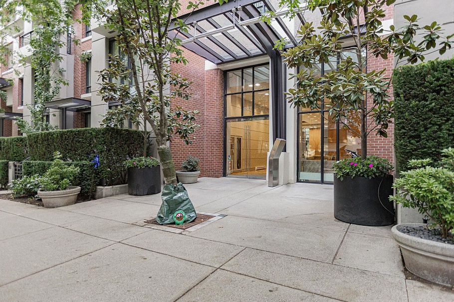 2304 977 Mainland Street Vancouver, BC - 26