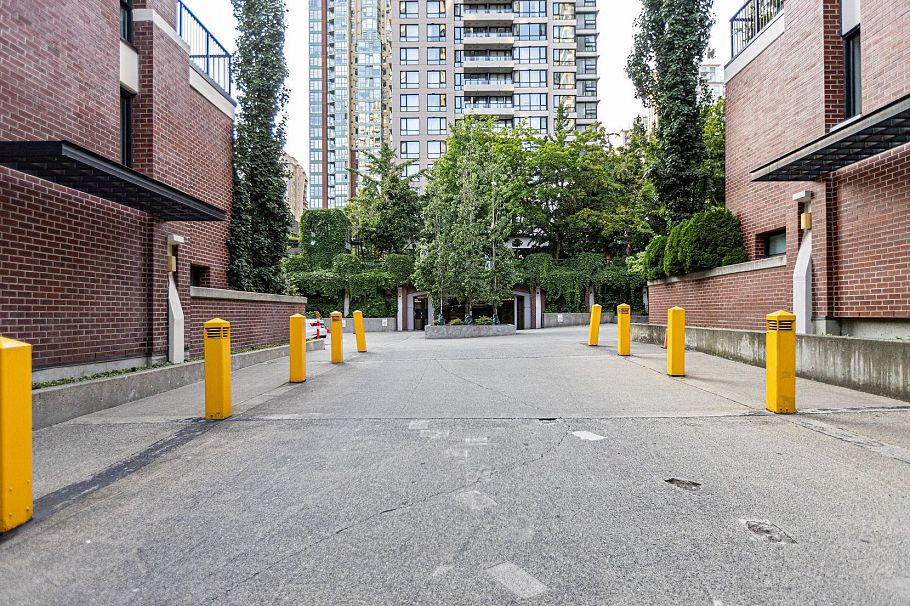 2304 977 Mainland Street Vancouver, BC - 27