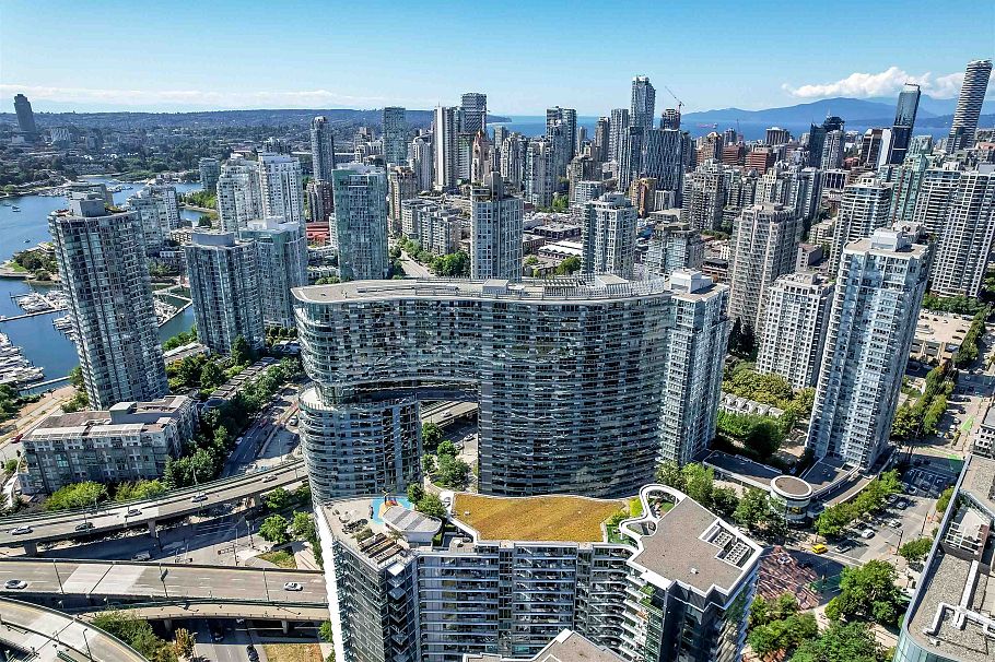 2816 89 Nelson Street Vancouver, BC - 3