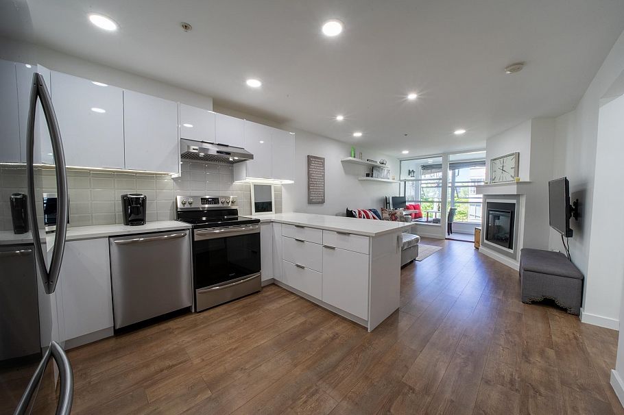 207 5025 Joyce Street Vancouver, BC - 2