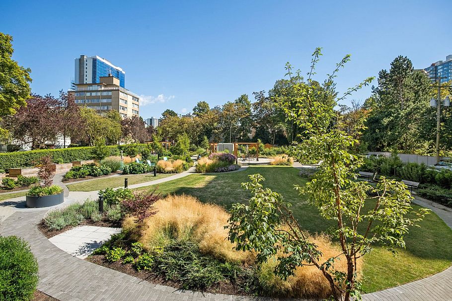 206 1740 Comox Street Vancouver, BC - 20