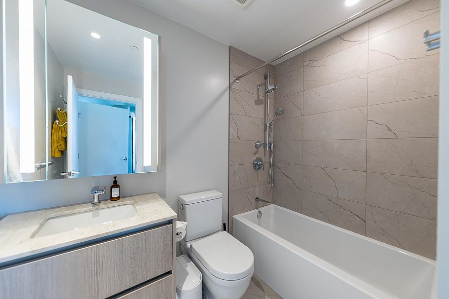 2406 1500 Fern Street North Vancouver, BC - 21