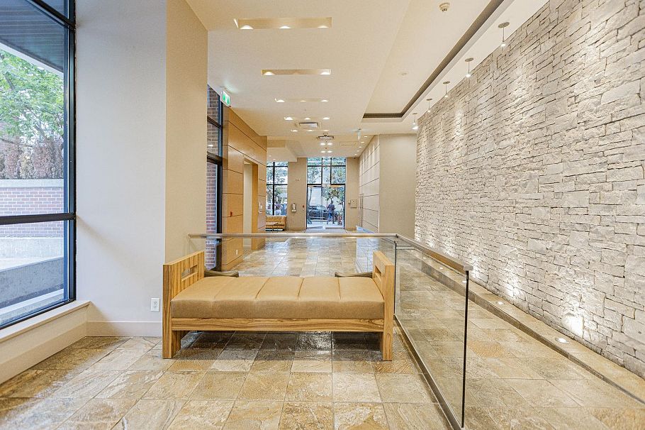 2304 977 Mainland Street Vancouver, BC - 24