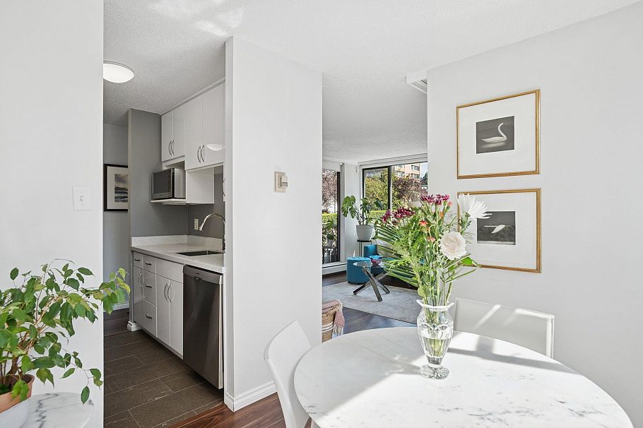 206 1740 Comox Street Vancouver, BC - 7