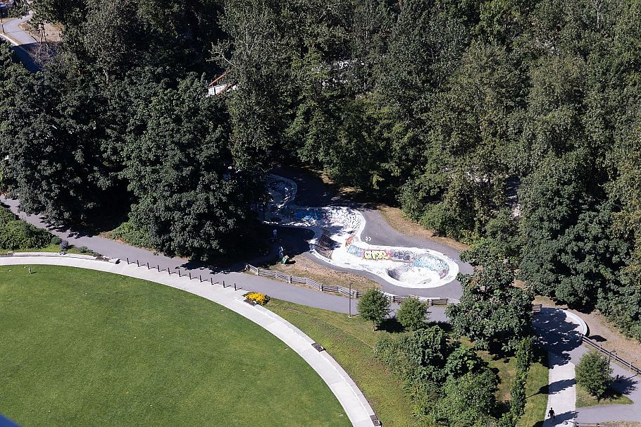 2406 1500 Fern Street North Vancouver, BC - 34