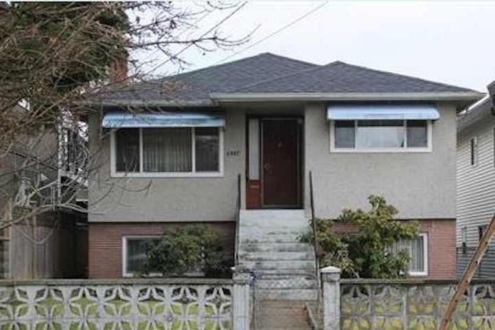 2807 Euclid Avenue Vancouver, BC - 1
