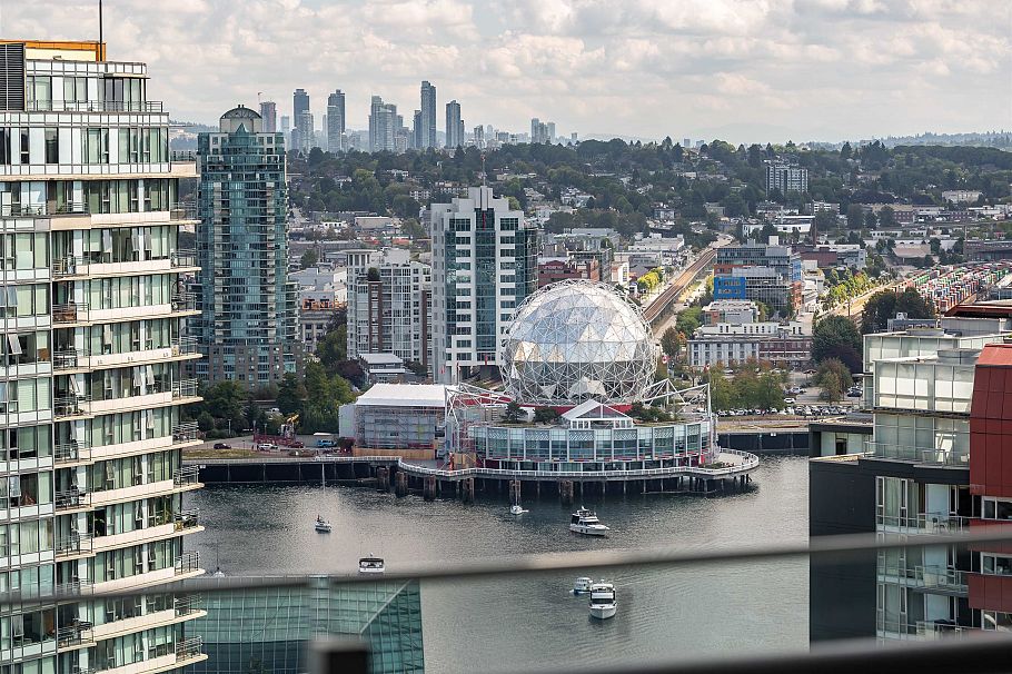 2816 89 Nelson Street Vancouver, BC - 25