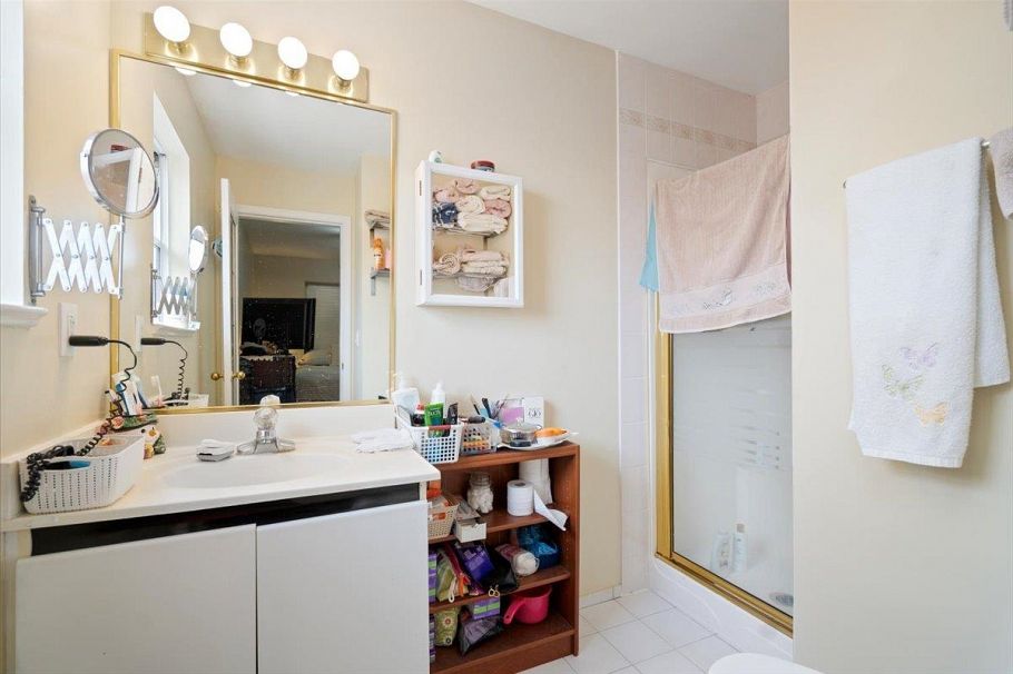 7138 Fraser Street Vancouver, BC - 11