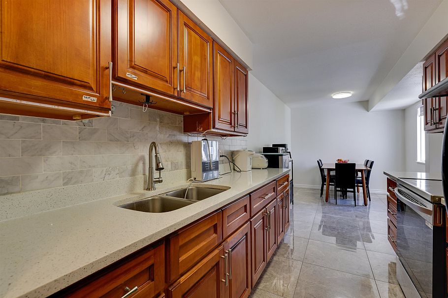 76 3437 E 49th Avenue Vancouver, BC - 6