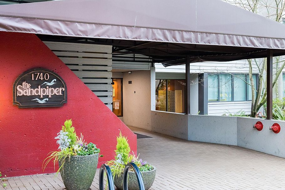 206 1740 Comox Street Vancouver, BC - 26