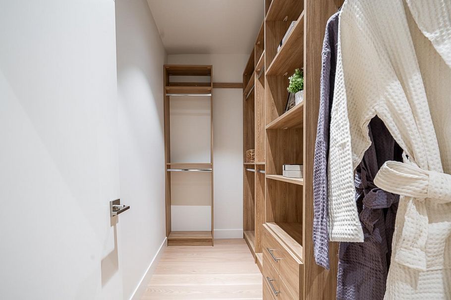 2833 Oliver Crescent Vancouver, BC - 14