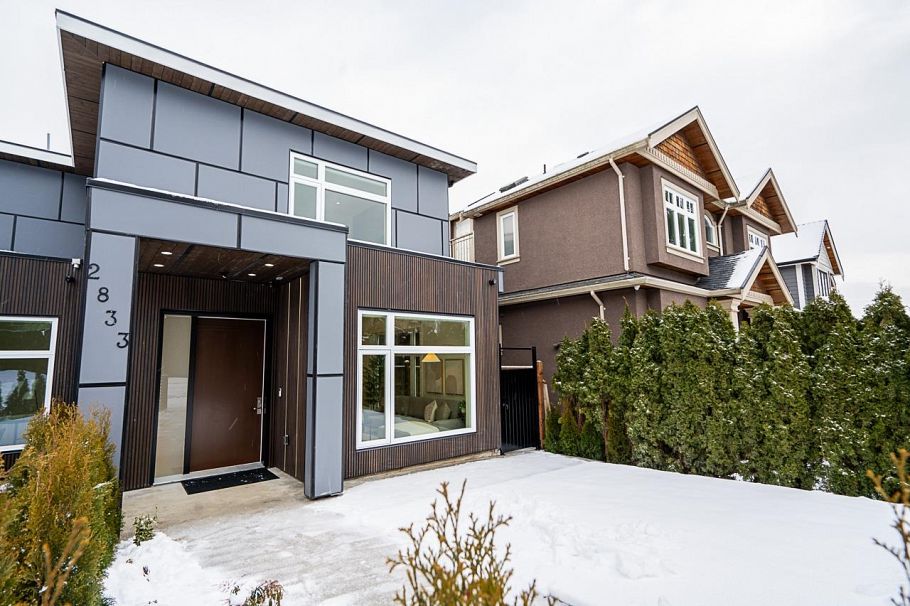2833 Oliver Crescent Vancouver, BC - 2