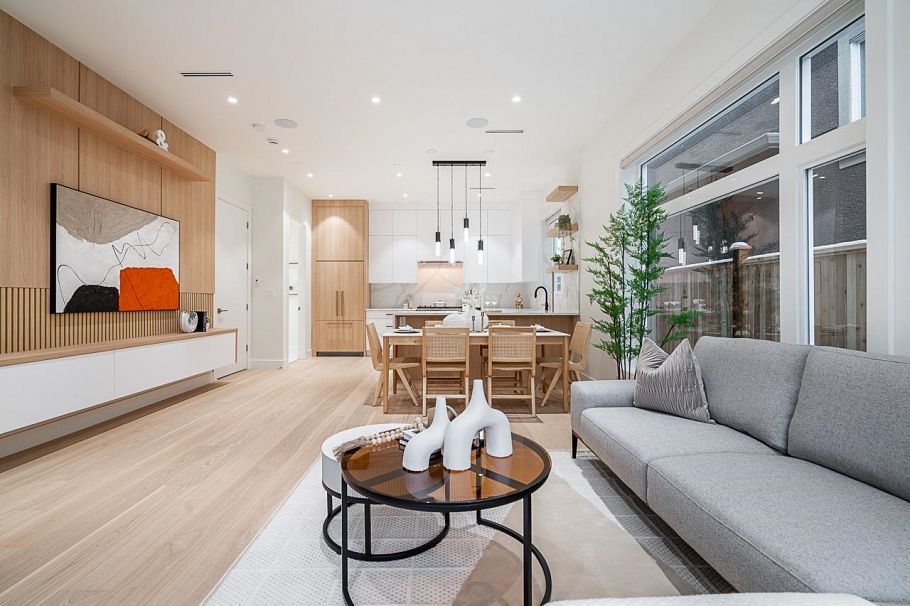 2833 Oliver Crescent Vancouver, BC - 4