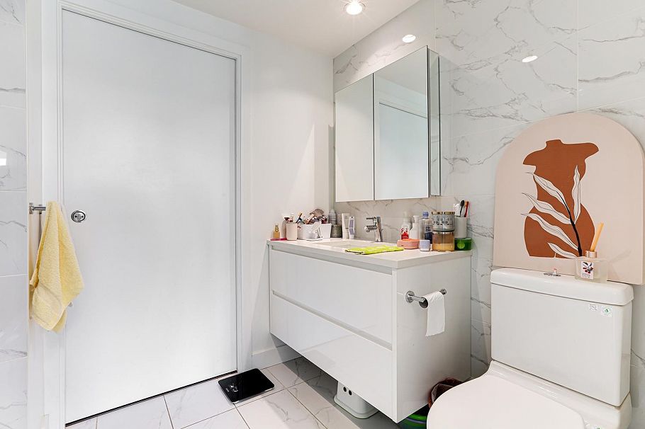 403 8181 Chester Street Vancouver, BC - 13