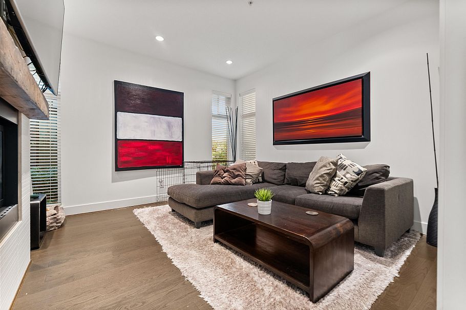 41 3639 Aldercrest Drive North Vancouver, BC - 12