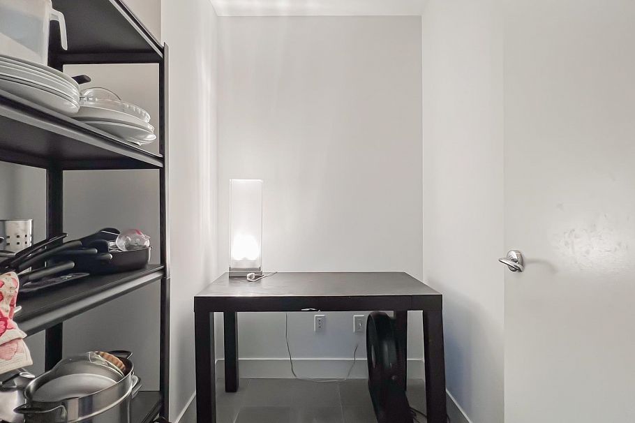 2004 565 Smithe Street Vancouver, BC - 18