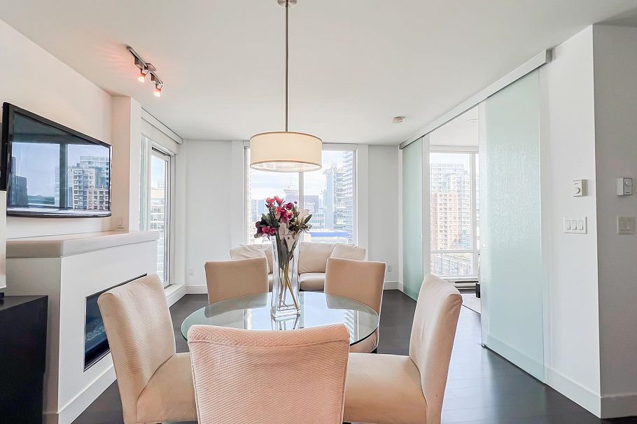 2004 565 Smithe Street Vancouver, BC - 4