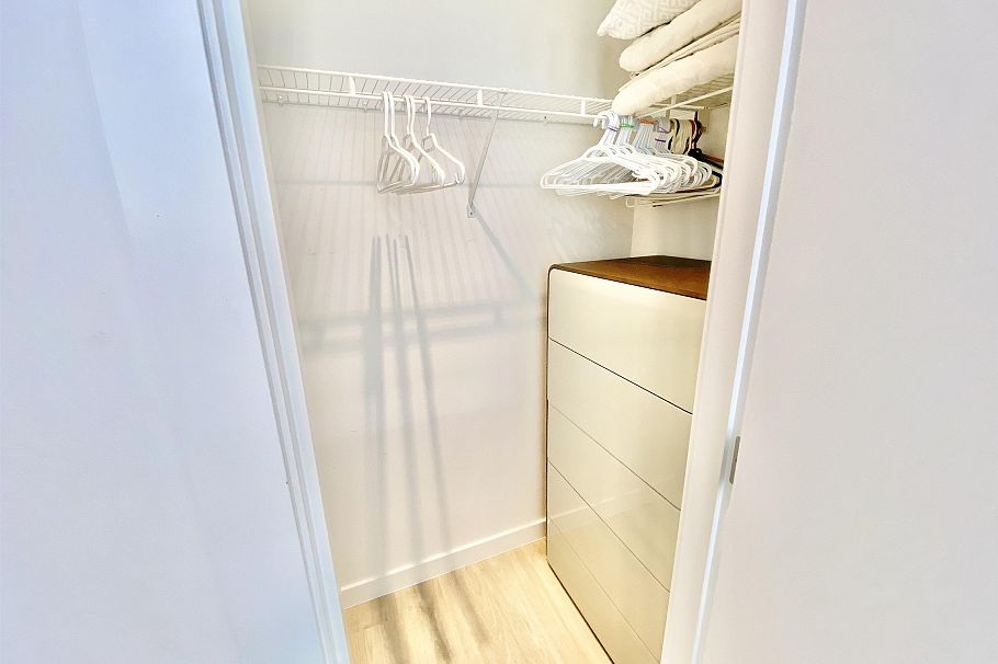 910 1661 Quebec Street Vancouver, BC - 23