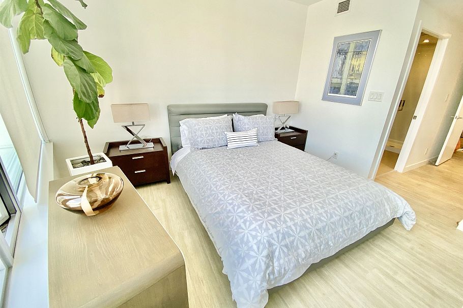 910 1661 Quebec Street Vancouver, BC - 17