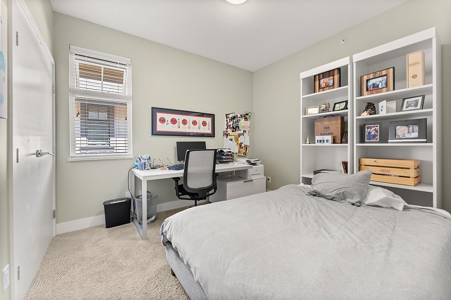 41 3639 Aldercrest Drive North Vancouver, BC - 40