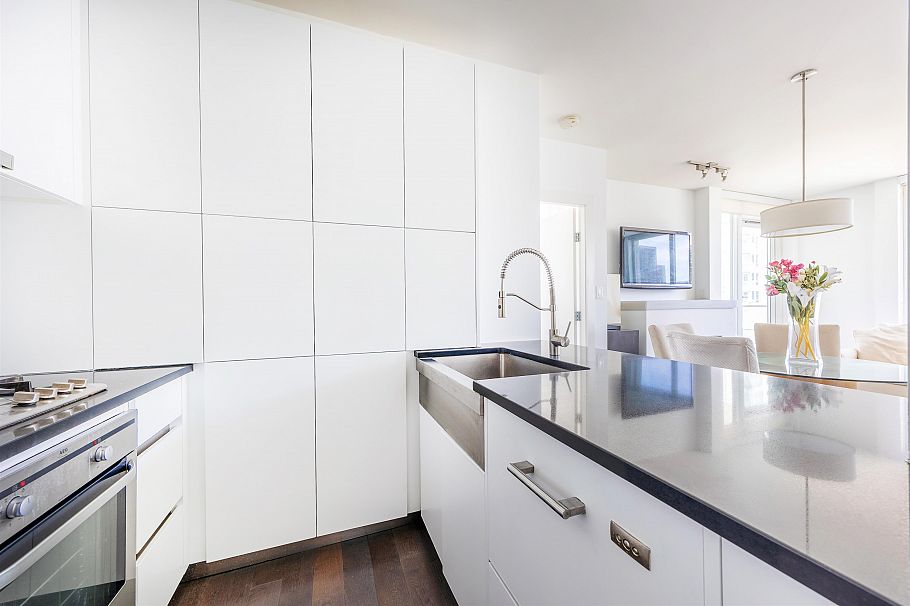 2004 565 Smithe Street Vancouver, BC - 9