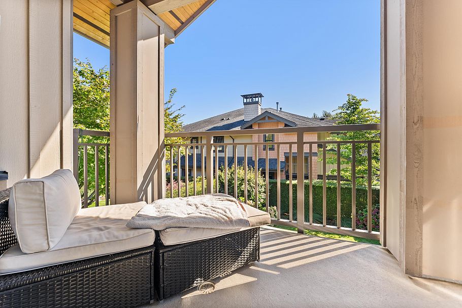 41 3639 Aldercrest Drive North Vancouver, BC - 30