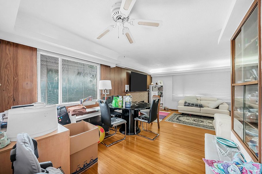 2975 E 41st Avenue Vancouver, BC - 5