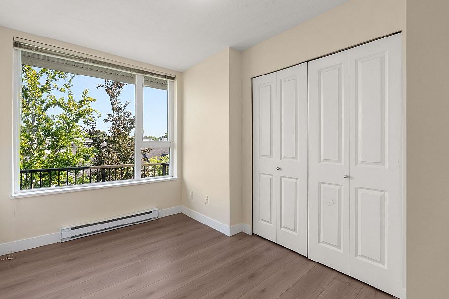 417 7089 Mont Royal Square Vancouver, BC - 18