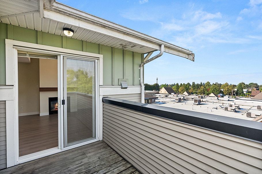 417 7089 Mont Royal Square Vancouver, BC - 25