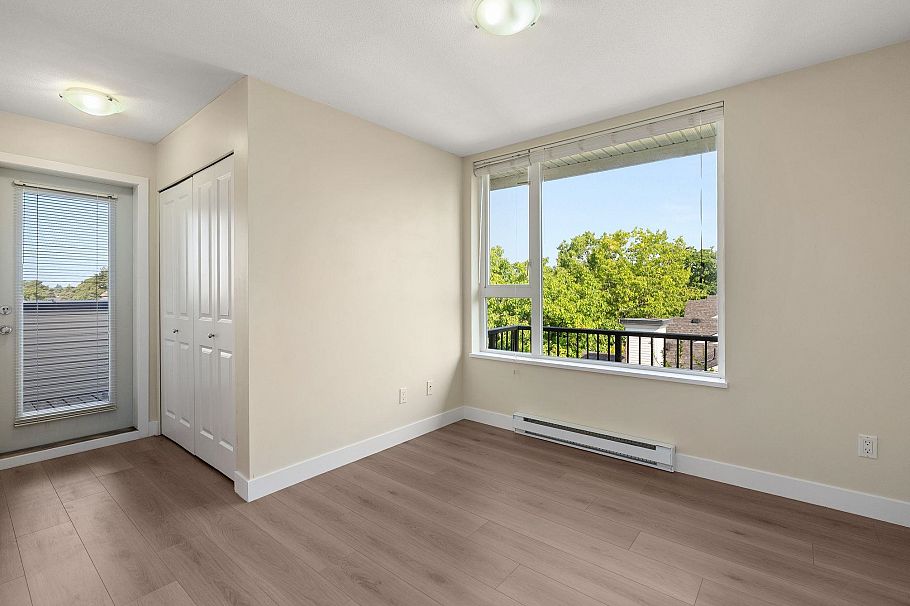 417 7089 Mont Royal Square Vancouver, BC - 19