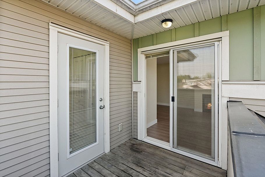 417 7089 Mont Royal Square Vancouver, BC - 26