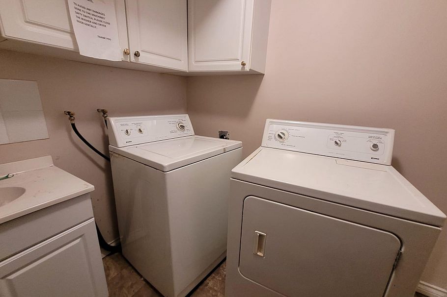 3596 Turner Street Vancouver, BC - 12