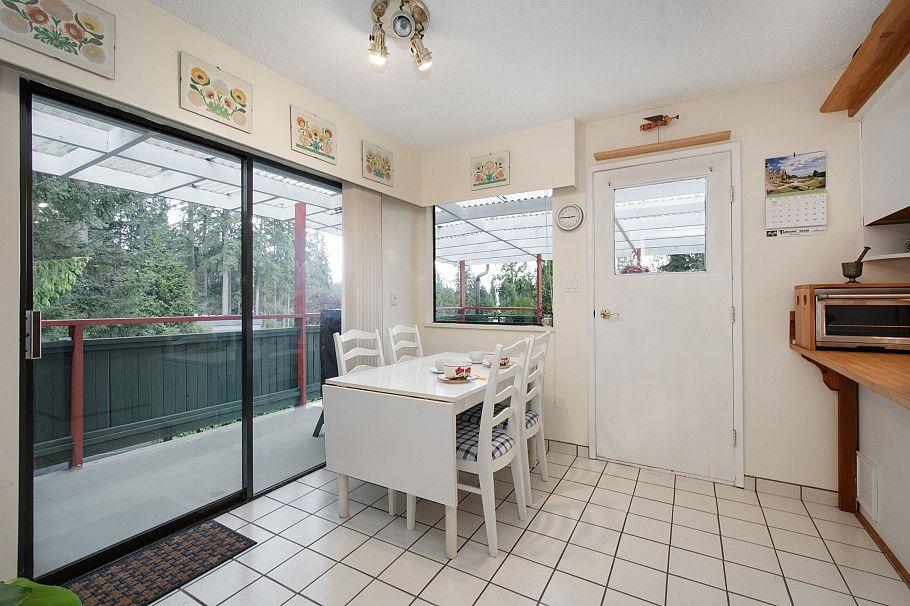 3875 Regent Avenue North Vancouver, BC - 7