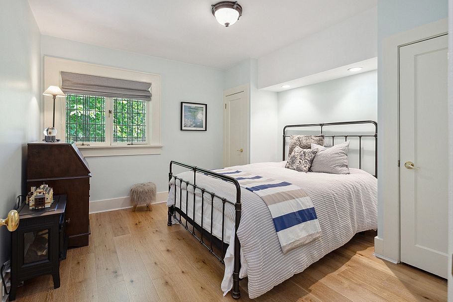 4051 Marguerite Street Vancouver, BC - 28