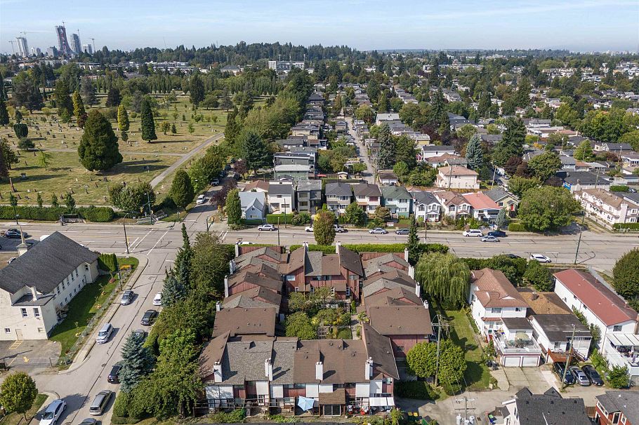 1 719 E 31st Avenue Vancouver, BC - 22