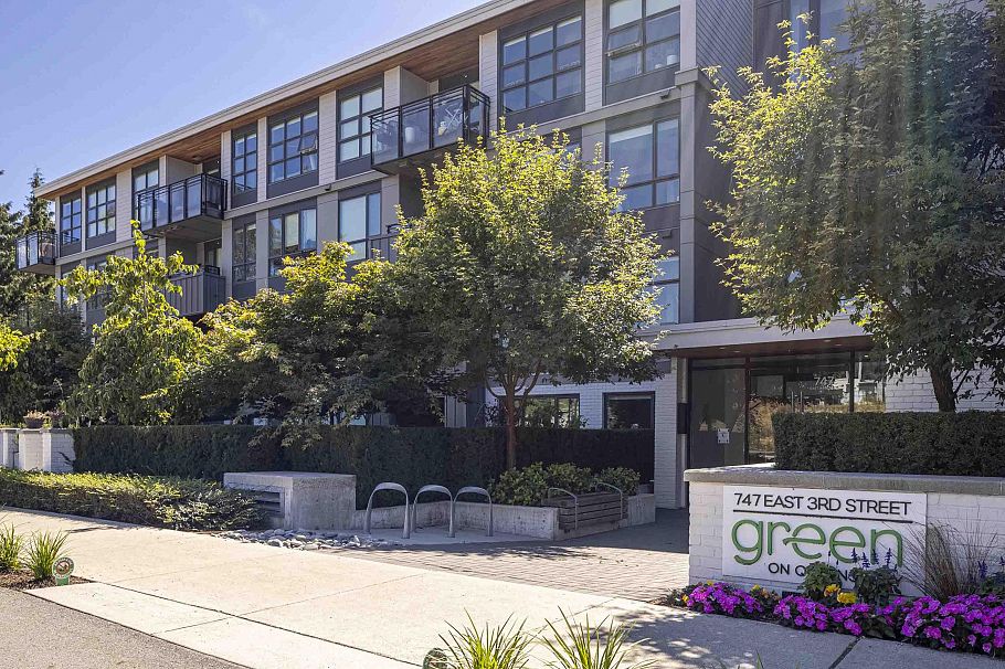 312 747 E 3rd Street North Vancouver, BC - 31