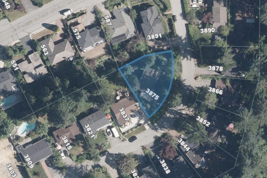 3875 Regent Avenue North Vancouver, BC - 28