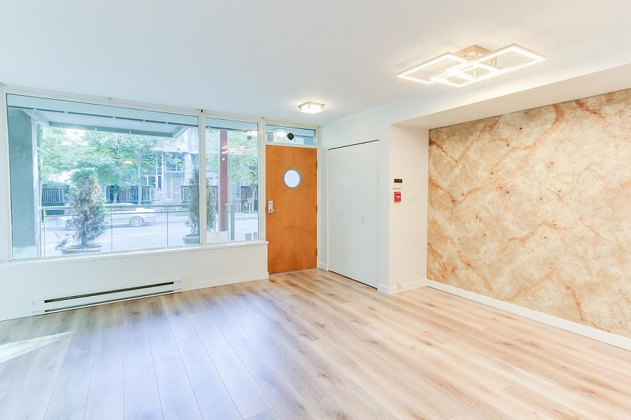 1432 W Hastings Street Vancouver, BC - 4