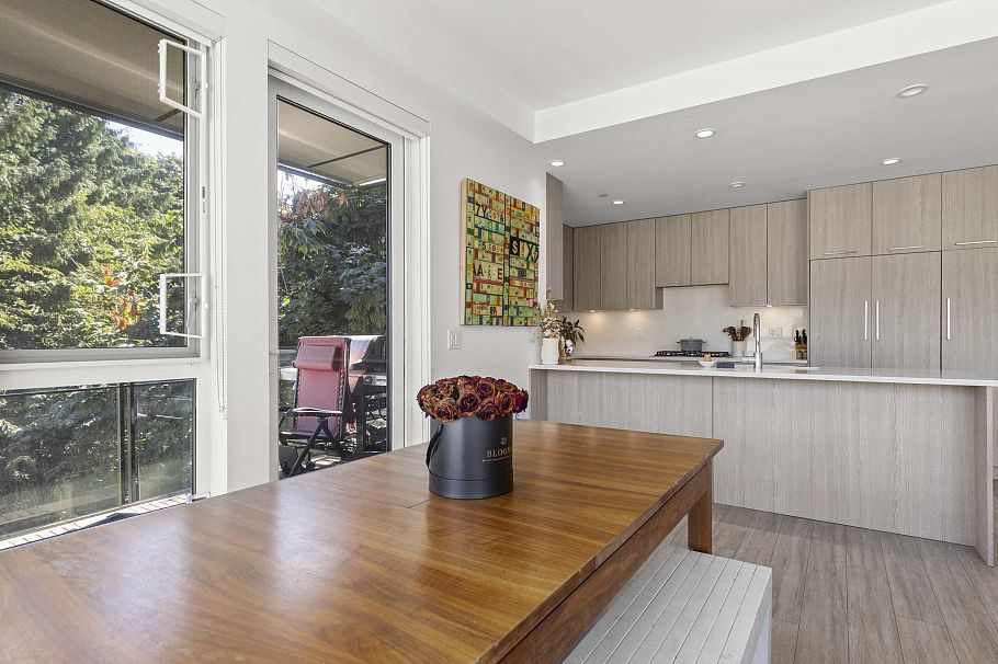 312 747 E 3rd Street North Vancouver, BC - 10