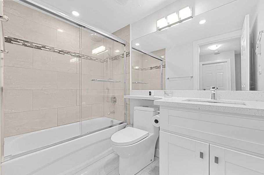 211 5818 Lincoln Street Vancouver, BC - 11